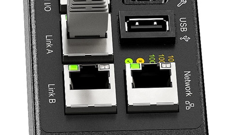 PDU with gigabit ethernet port